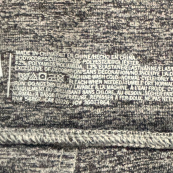 Victoria Secret Pink Yoga leggings Heather grey. Women’s size medium. Like new! - Picture 8 of 8